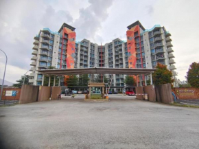 Bright Apartment in Klebang